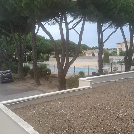 Joli Avec Piscine